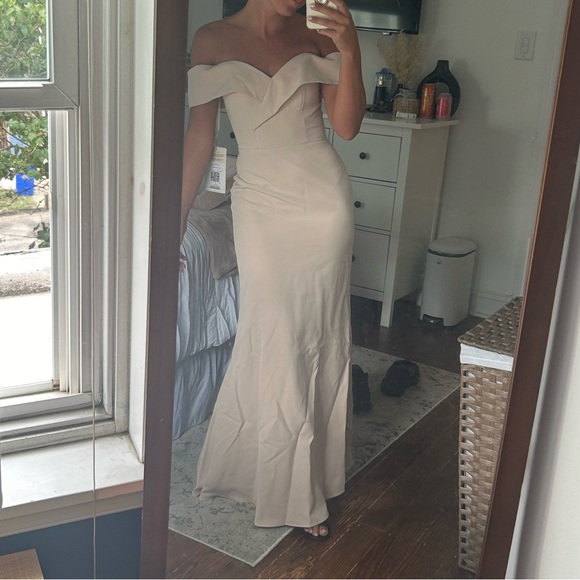 Revelry Bardot Dress - Picture 2 of 4